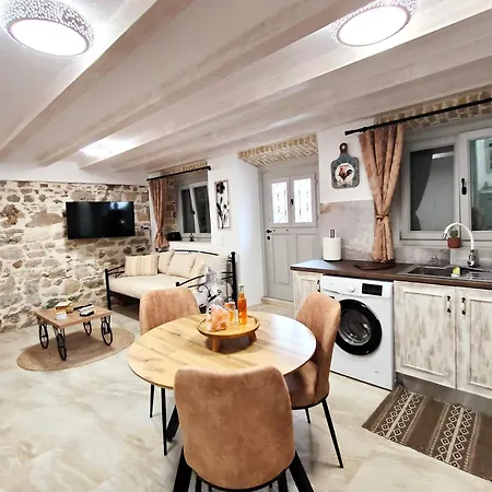 Akis House Διαμέρισμα Mantouki